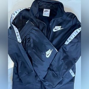 Kids Nike tracksuit